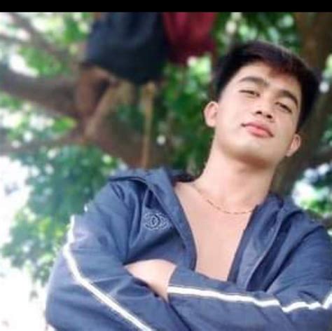 gwapong lalaki sa facebook